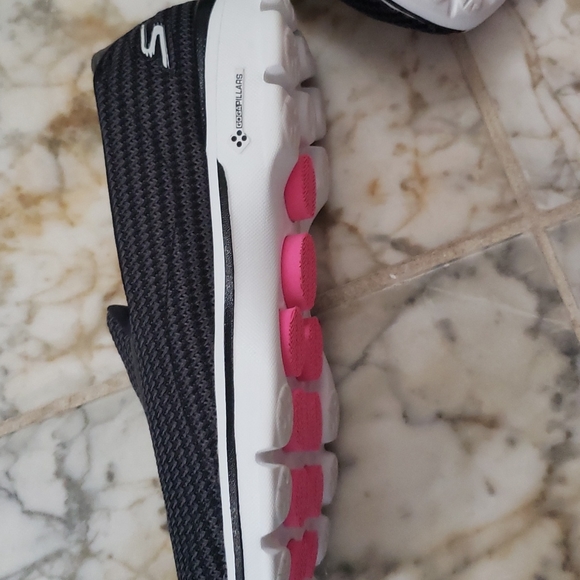 COPY - Sketchers goga mat - Picture 4 of 6